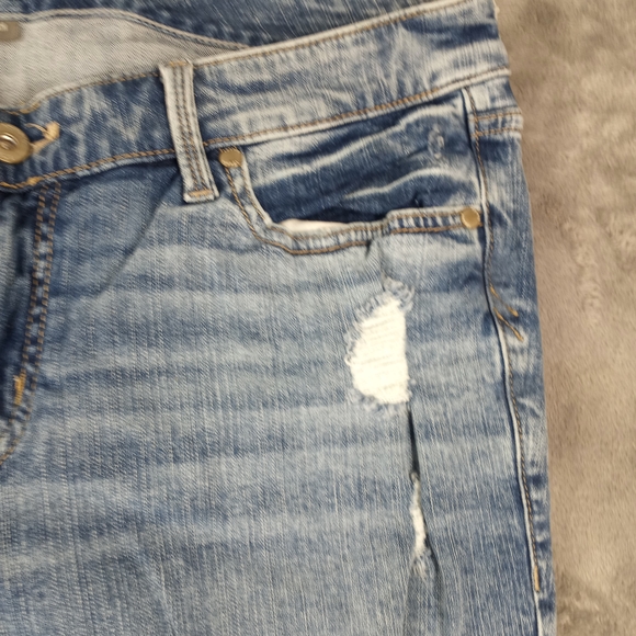 torrid Women's Light Wash Distressed Skinny Jeans Size 16R - Picture 9 of 16